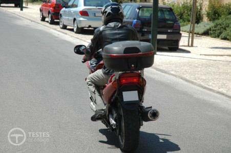 Pergunta IMT: O conjunto de transmissão de um motociclo é formado por: