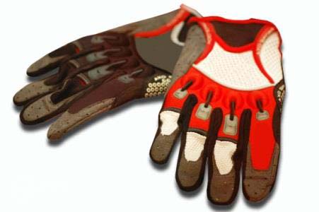 Pergunta IMT: Um motociclista deve utilizar, preferencialmente: