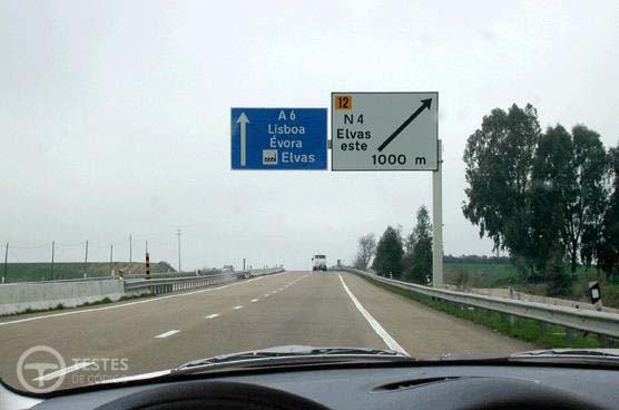Pergunta IMT: Nas auto-estradas devo: