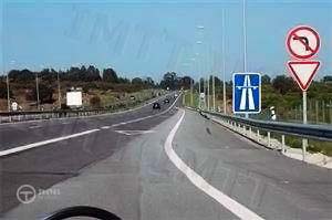 Pergunta IMT: O sinal de indicação, deverá estar colocado: