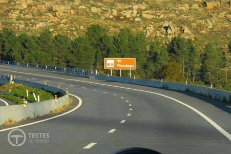 Pergunta IMT: O sinal turístico-cultural indica-me: