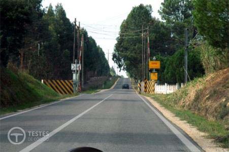 Pergunta IMT: A manobra de ultrapassagem é permitida no local em que me encontro?