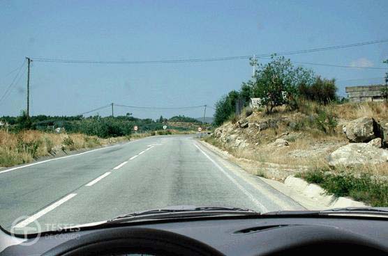 Pergunta IMT: Neste local a velocidade máxima permitida é de:
