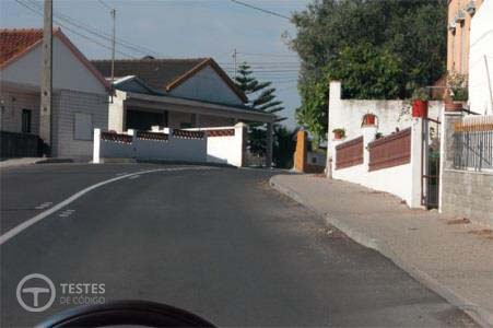 Pergunta IMT: Nesta via estou obrigado a circular a uma velocidade especialmente moderada?