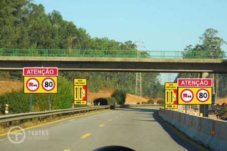 Pergunta IMT: Qual a velocidade máxima a que posso circular neste troço de auto-estrada?