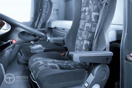 Pergunta IMT: O chamado 'aquecedor de curtas paragens' que equipa alguns veículos pesados, permite manter: