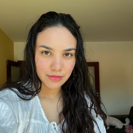 Cínthia Mesquita